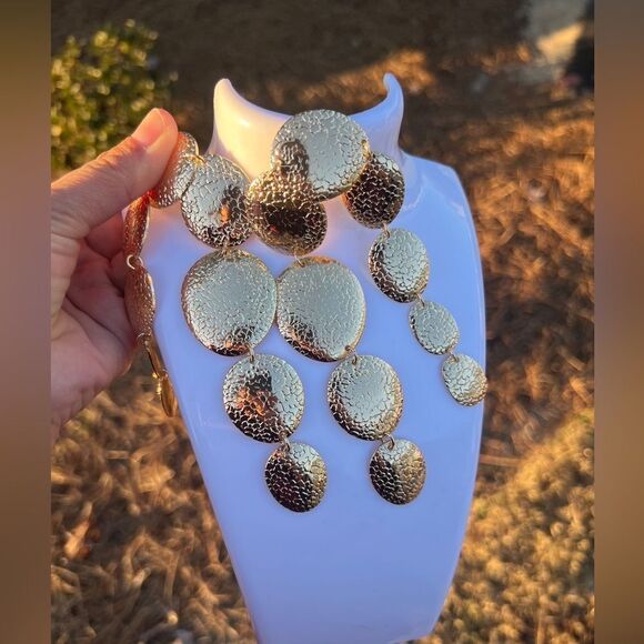 Golden Textured Oval Statement Earrings - Picture 5 of 5